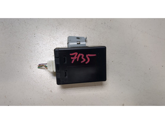 Блок комфорта  Nissan Pathfinder 2004-2014        