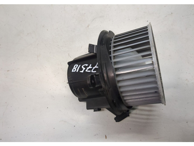 Моторчик печки  Mercedes E W212 2009-2013          