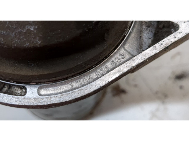 Стартер  Volkswagen Golf 6 2009-2012      