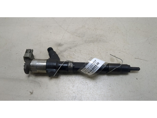 Форсунка топливная Mitsubishi ASX