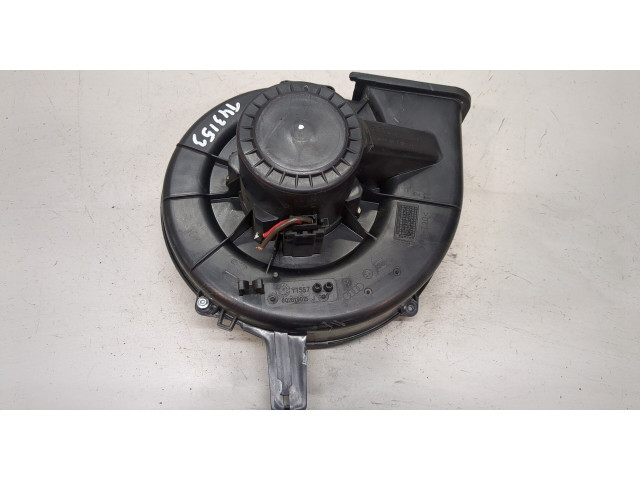 Моторчик печки  Audi A1 (8X) 2010-2014        