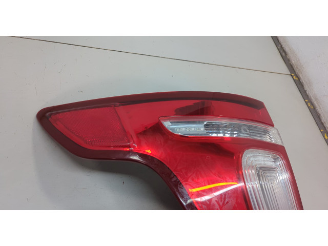 Задний фонарь     BB5Z13405C     