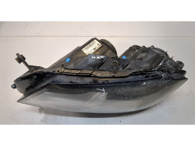 Фара передняя  Volkswagen Passat 7 2010-2015 Европа левая 