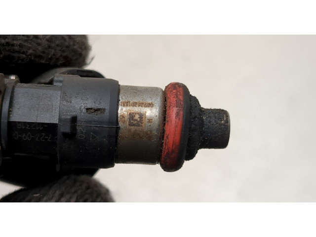 Форсунка топливная Mazda CX-9 2007-2012 CY0113250