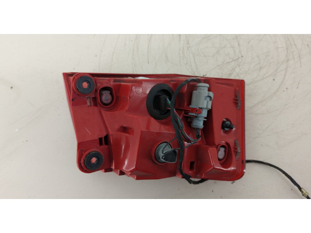 Задний фонарь          