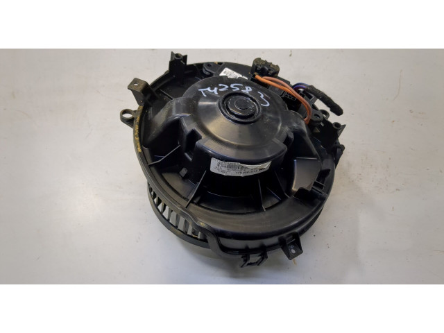 Моторчик печки  Skoda Octavia (A7) 2017-2021 5Q2819021B    5Q2819021B   