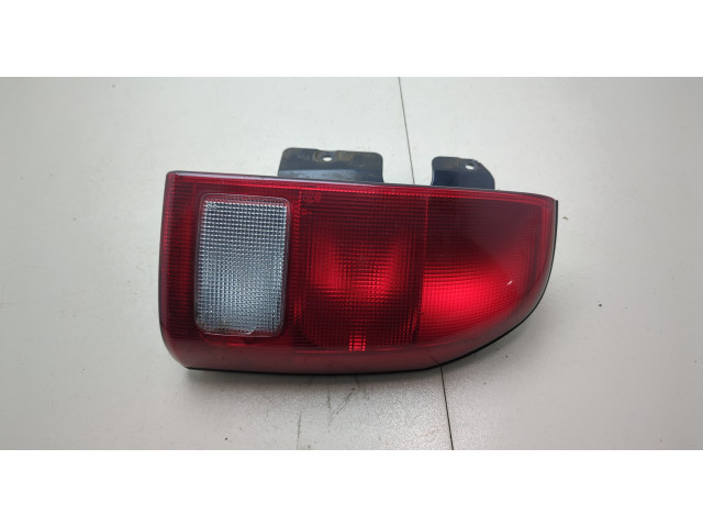 Задний фонарь          
