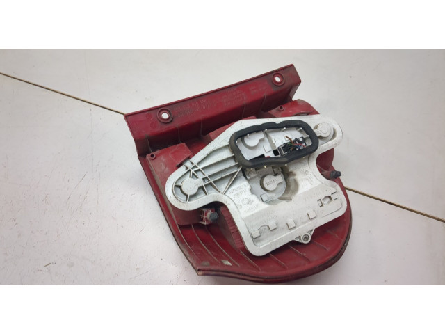 Задний фонарь 5L0945112 Skoda Yeti 2009-2014