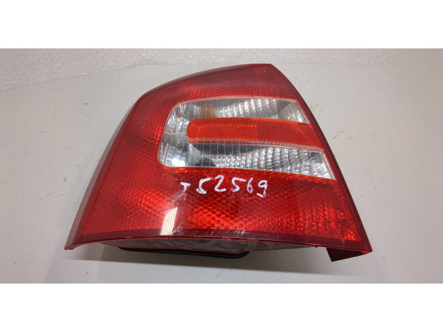 Задний фонарь