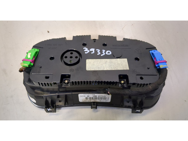 Панель приборов Volkswagen Golf 4 1997-2005