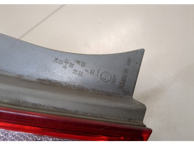 Задний фонарь