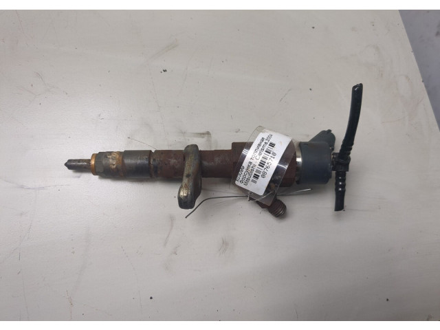 Форсунка топливная Mitsubishi Carisma MW30644276, 0445110146