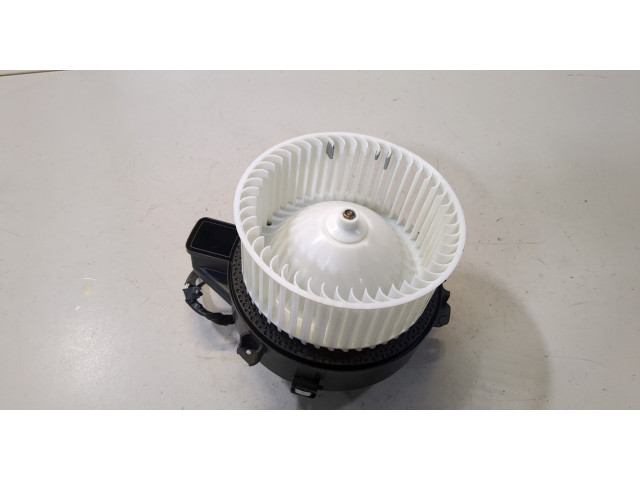 Моторчик печки  Volvo V60 2018-        