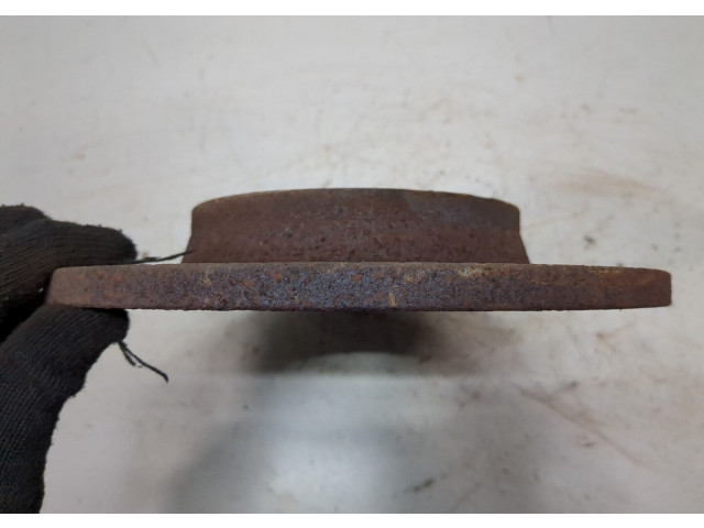 Диск тормозной  Audi A4 (B7) 2005-2007 1.8  задний     8E0615601Q      