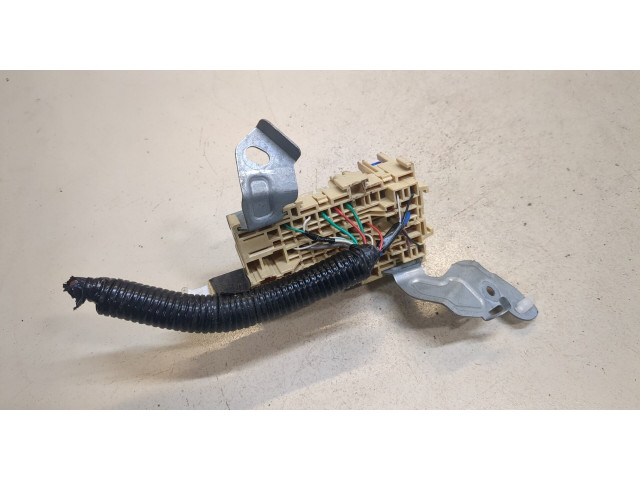 Блок предохранителей  Infiniti Q50 2013-2017          2.1