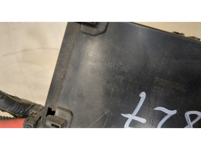 Блок предохранителей  Volvo C30 2010-2013         