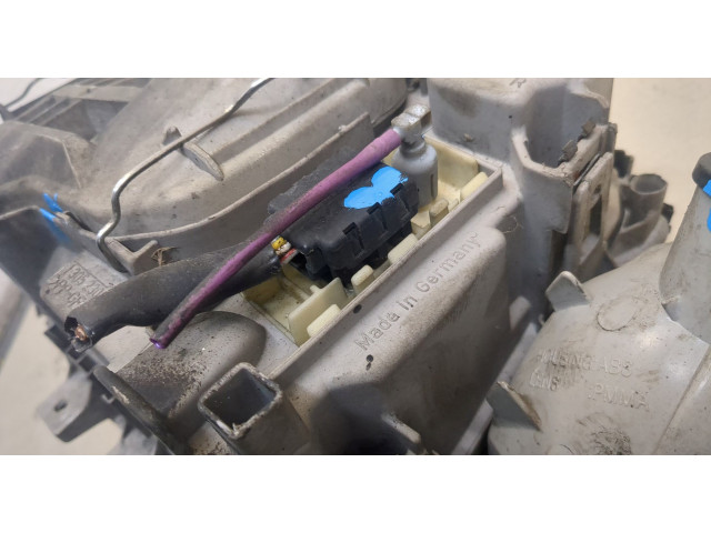 Фара передняя Mercedes C W202 1993-2001 правая