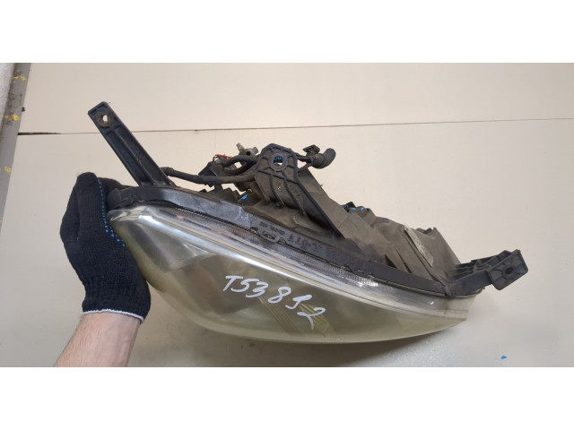 Фара передняя Honda CR-V 2001-2006 правая