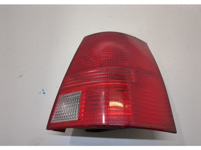 Задний фонарь