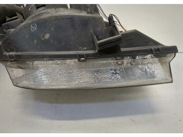 Фара передняя  Nissan X-Trail (T30) 2001-2007 левая 