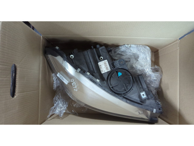 Фара передняя  BMW 2 F45 Active Tourer 2014-2018 правая 