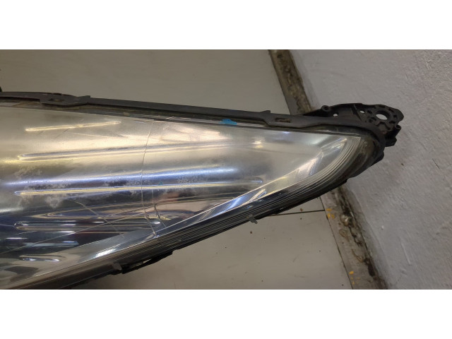 Фара передняя  Peugeot 3008 2009-2016 левая 