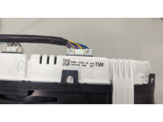 Панель приборов  Toyota Venza 2008-2017       838000T050     