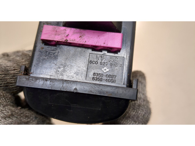 Блок предохранителей Skoda Rapid 6C0937615A