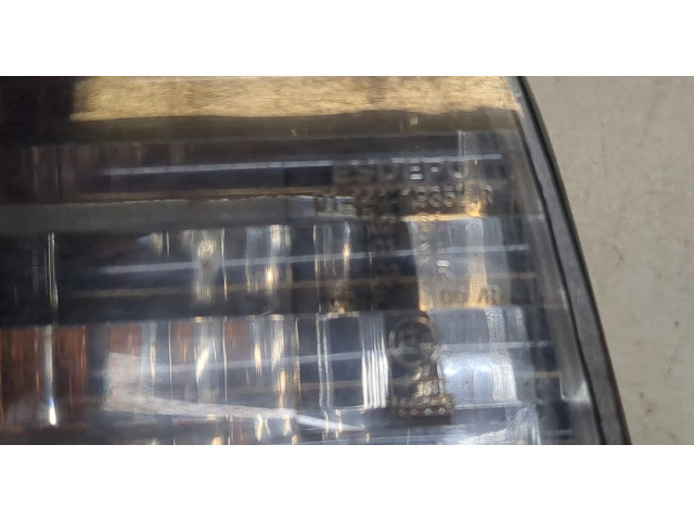 Задний фонарь        Volkswagen Golf 4 1997-2005 