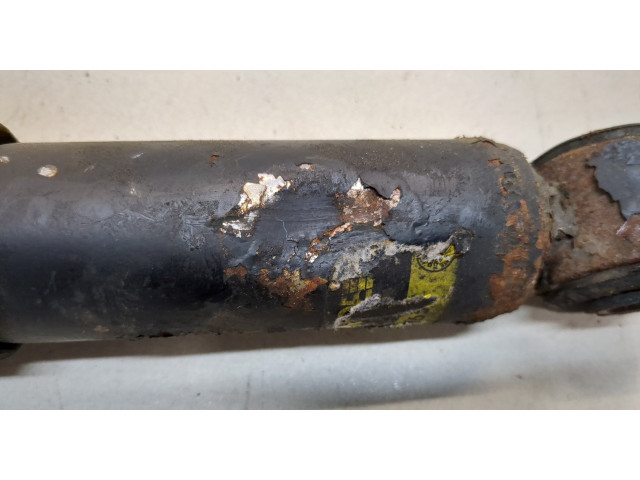 Стойка амортизатора  Volkswagen Transporter 4 1991-2003      