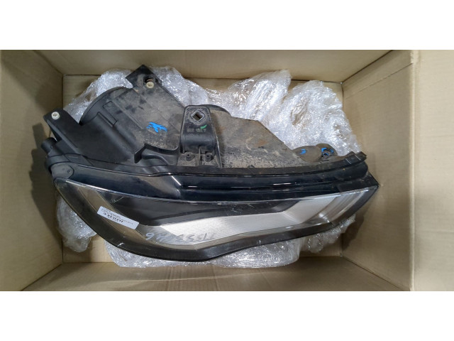 Фара передняя  Audi A3 (8V) 2012-2020 правая 