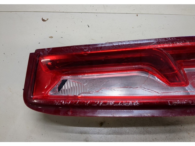 Задний фонарь     84136778   Chevrolet Camaro 2015-2018 