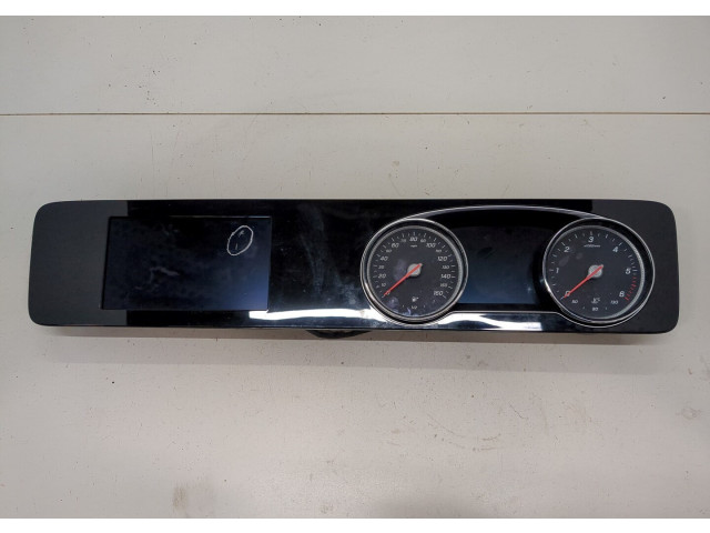 Панель приборов  Mercedes E W213            