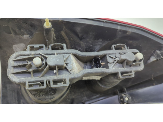 Задний фонарь