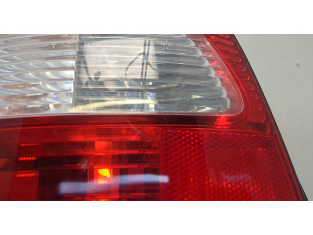 Задний фонарь