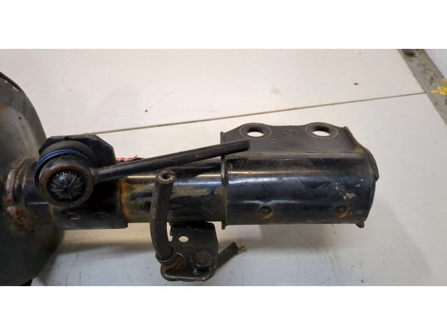 Стойка амортизатора  Pontiac Vibe 1 2002-2008      