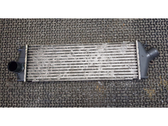 Интеркулер Nissan Primastar 2.0 8200330810