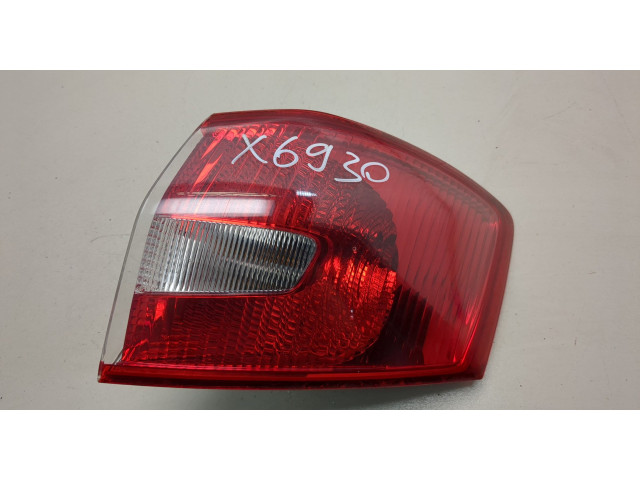 Задний фонарь          