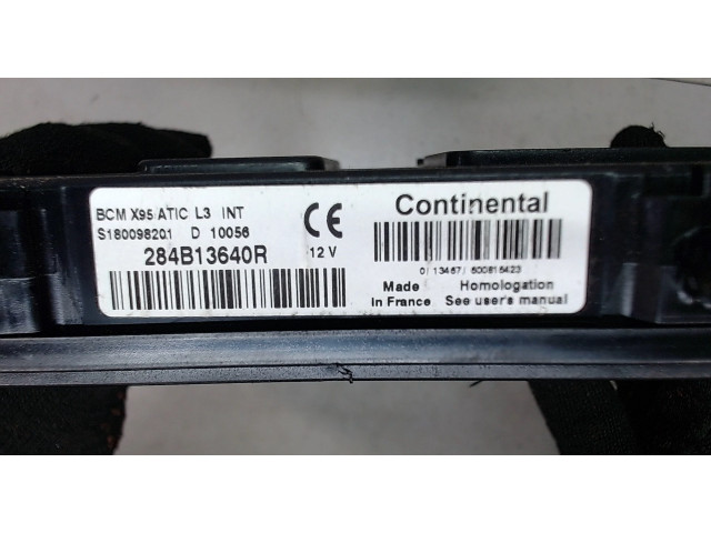 Блок комфорта Renault Scenic 2009-2012 s180098201, 284b13640r