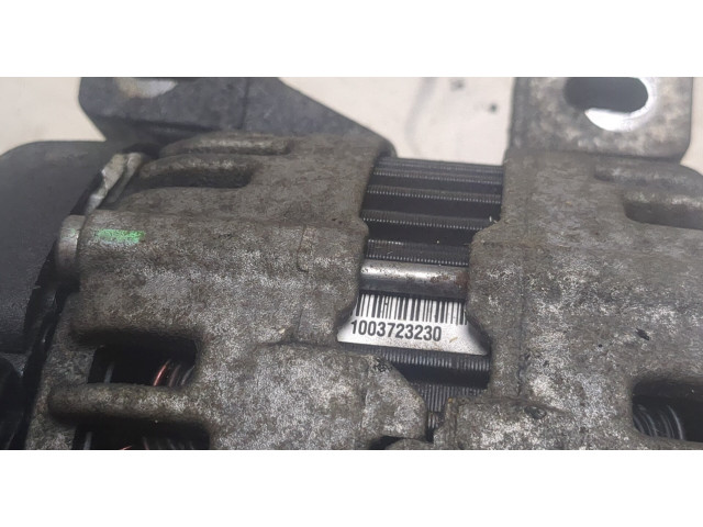 Генератор  Volvo C30 2006-2010           2.4 бензин