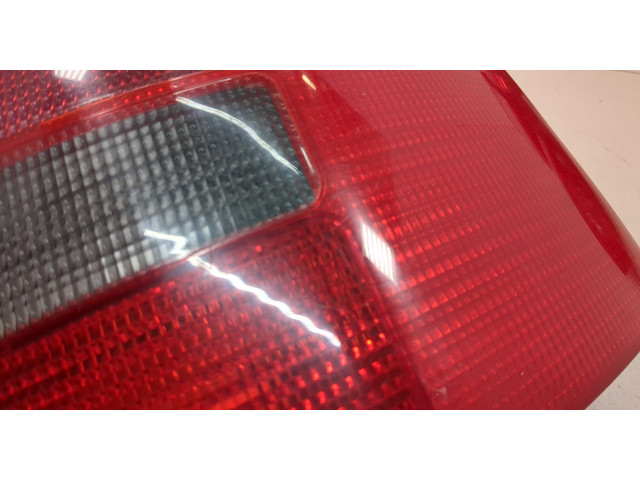 Задний фонарь          