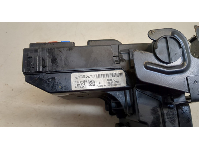 Блок предохранителей Volvo XC90 2002-2014