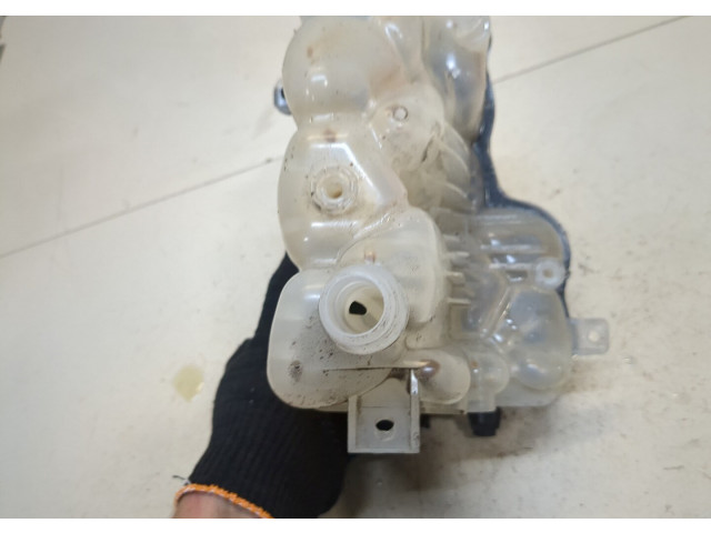 Бачок расширительный Jaguar XE 2015- 2.0