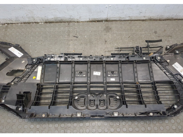 Бампер Audi Q3 2018- передний 83A807107F, 83A807108F