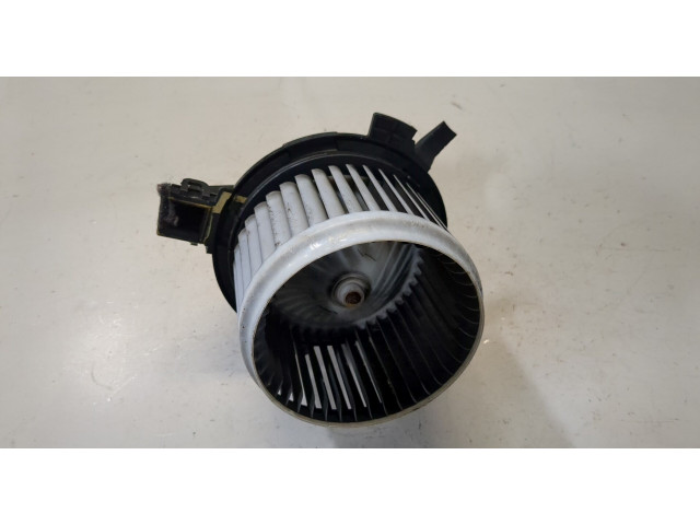 Моторчик печки  Citroen C4 Picasso 2013-2016        