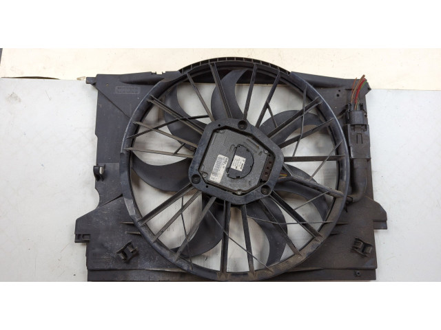 Вентилятор радиатора  Mercedes CLS C219 2004-2010           