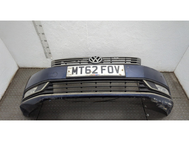 Решетка радиатора  Volkswagen Passat 7 2010-2015 Европа          3AA853651