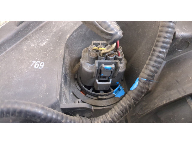 Фара передняя  Honda Civic 2005-2012 правая 