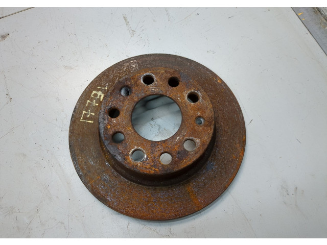 Диск тормозной Volkswagen Jetta 6 2010-2018 задний 1K0615601AC