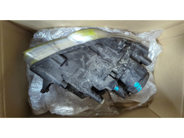 Фара передняя Volkswagen Passat 6 2005-2010 левая